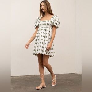 Anthropologie Moon River - paradise puff sleeve dress size small